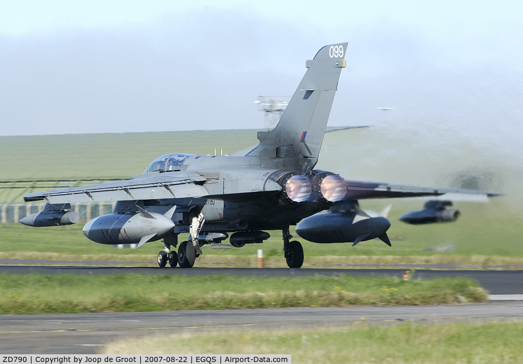 ZD790, 1984 Panavia Tornado GR.4 C/N 394/BS133/3181, Take off from its home base