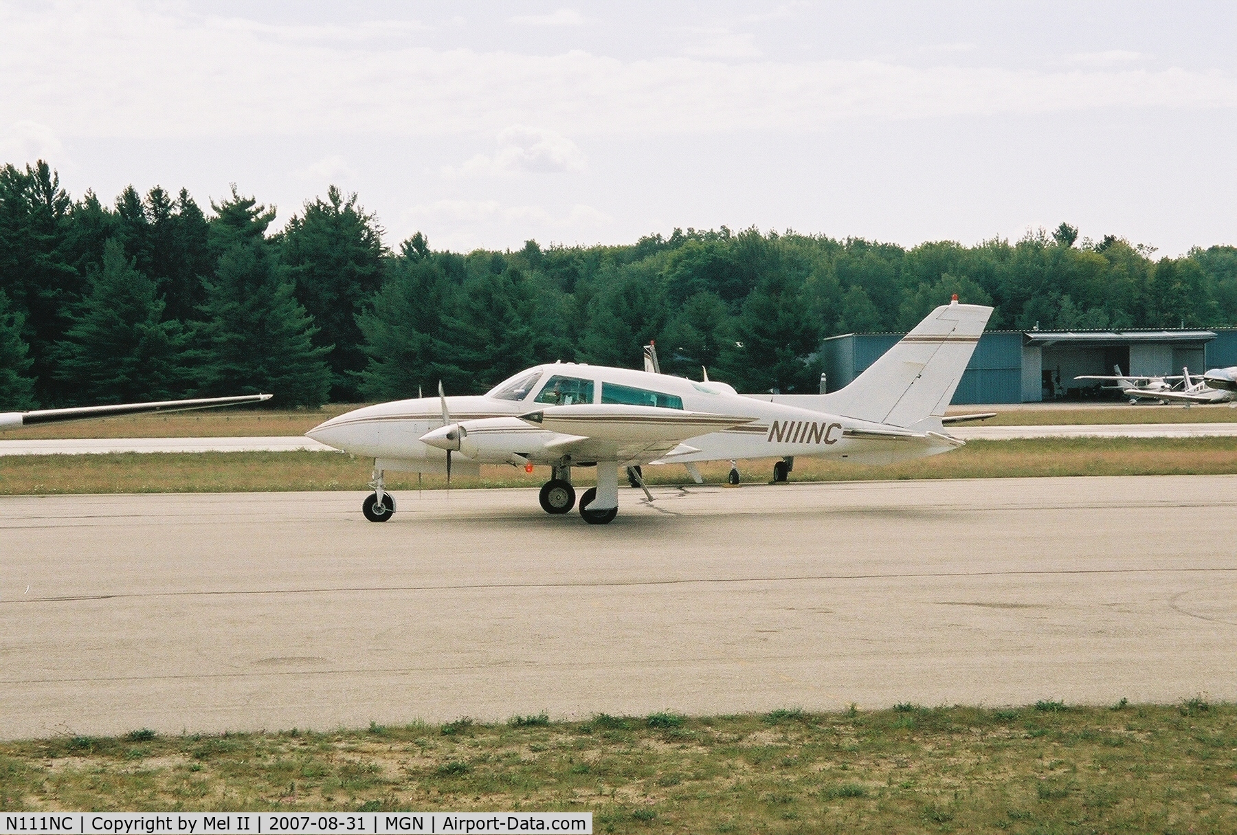 N111NC, 1975 Cessna 310R C/N 310R0182, Taxi for departure RWY 28 @ Harbor Springs Airport (MGN)