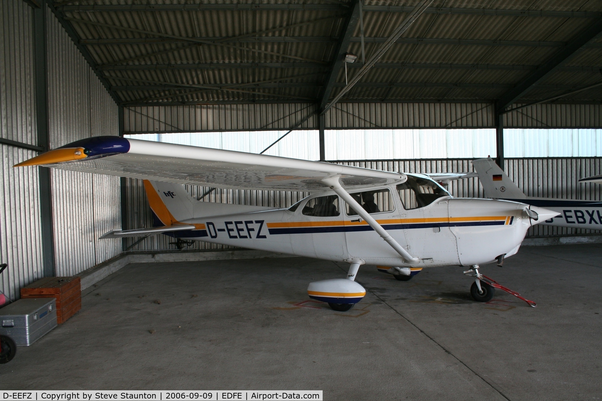 D-EEFZ, Cessna 172R C/N 17280341, Taken at Egelsbach September 2006