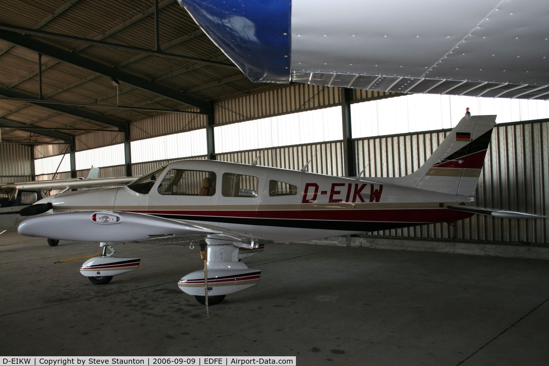 D-EIKW, 1981 Piper PA-28-236 Dakota C/N 28-8211013, Taken at Egelsbach September 2006