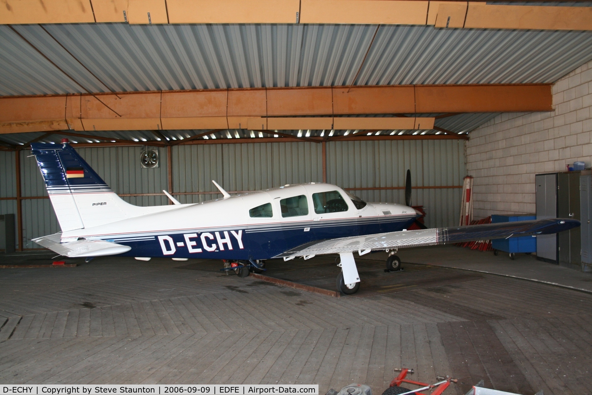 D-ECHY, 1977 Piper PA-28R-201T Cherokee Arrow III C/N 28R-7803070, Taken at Egelsbach September 2006