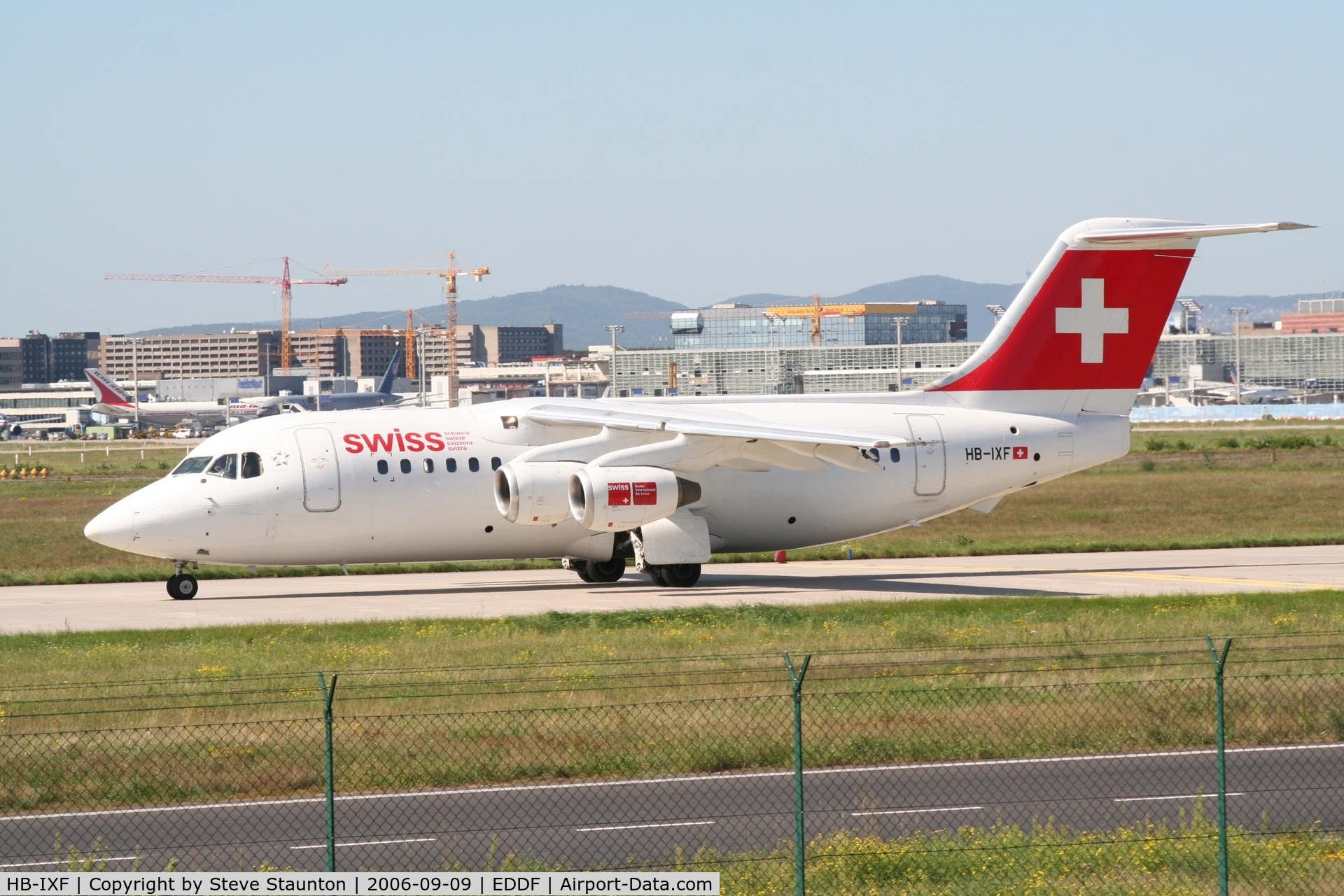 HB-IXF, 1992 British Aerospace BAe.146-200 C/N E2226, Taken at Frankfurt September 2006