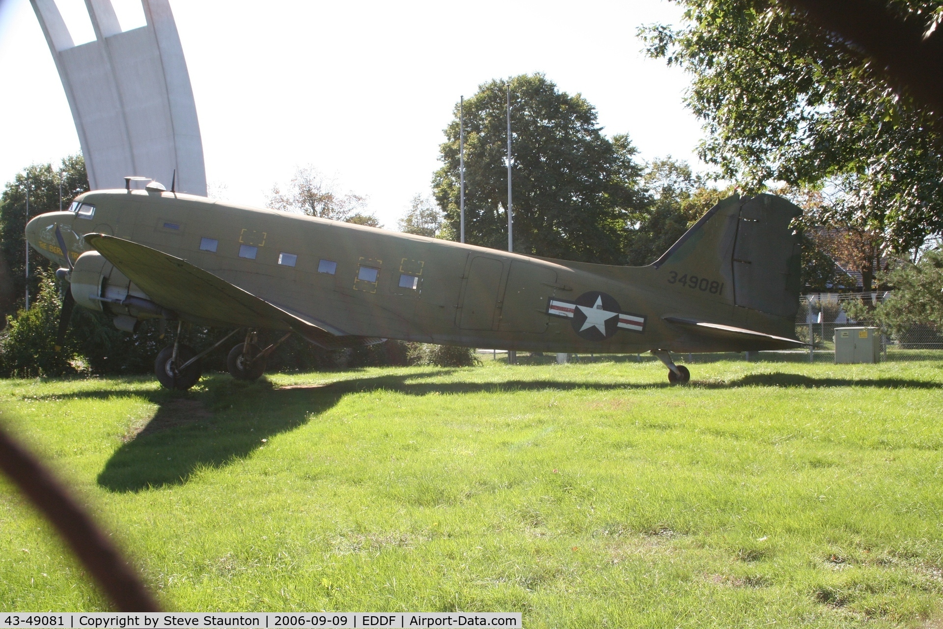 43-49081, 1944 Douglas DC-3 (C-47B-10-DK) Skytrain/Dakota C/N 26342, Taken at Frankfurt September 2006