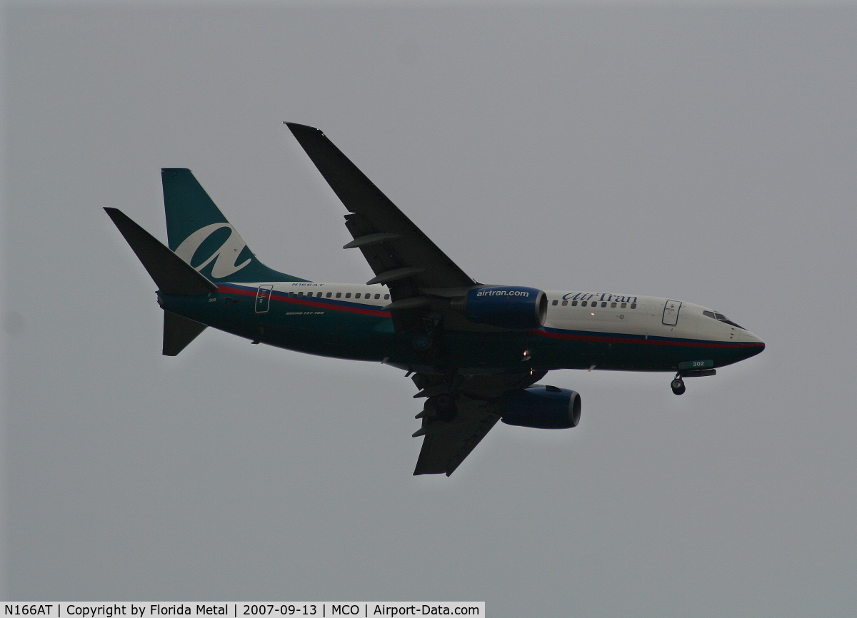 N166AT, 2004 Boeing 737-7BD C/N 33917, Air Tran