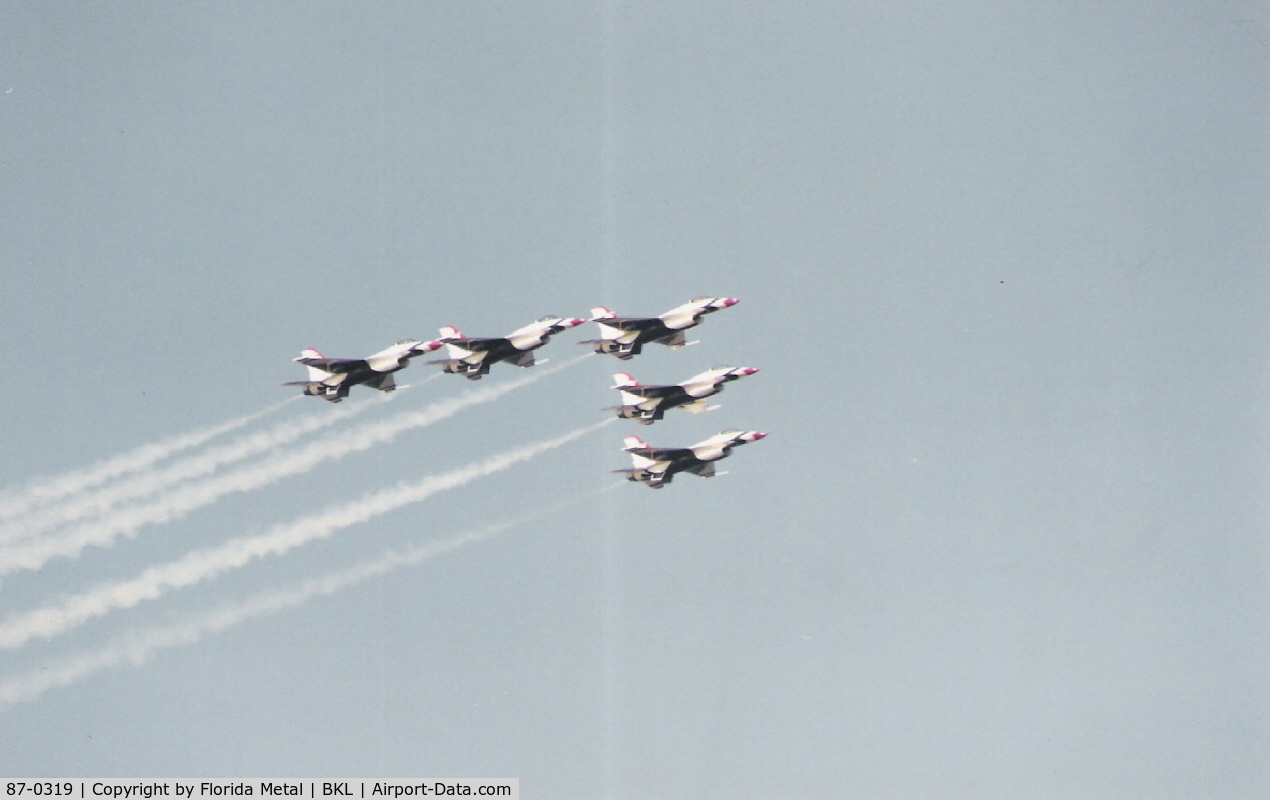 87-0319, 1987 General Dynamics F-16C Fighting Falcon C/N 5C-580, Thunderbirds