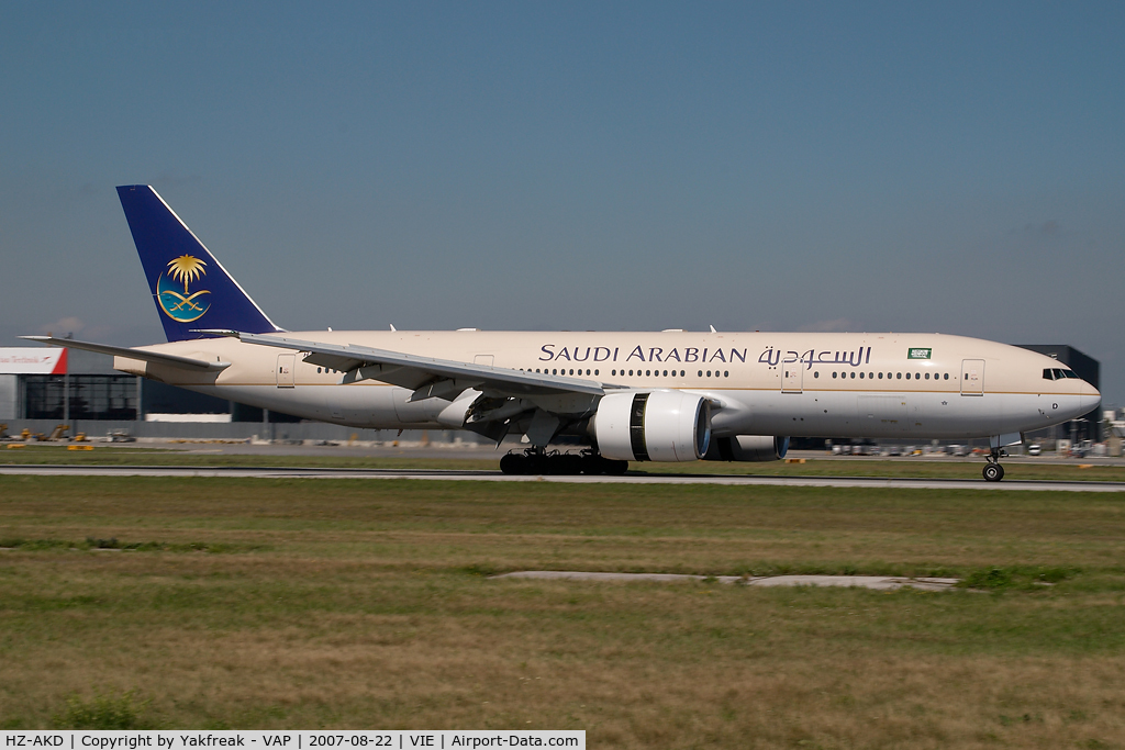 HZ-AKD, 1997 Boeing 777-268/ER C/N 28347, Saudia Boeing 777-200