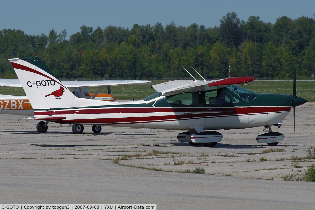 C-GOTO, 1973 Cessna 177B Cardinal C/N 17701950, Taxiing across Ramp II.