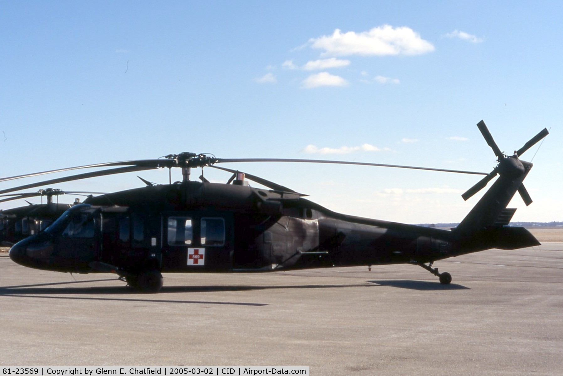 81-23569, 1981 Sikorsky UH-60A Black Hawk C/N 70.290, UH-60A stopping over