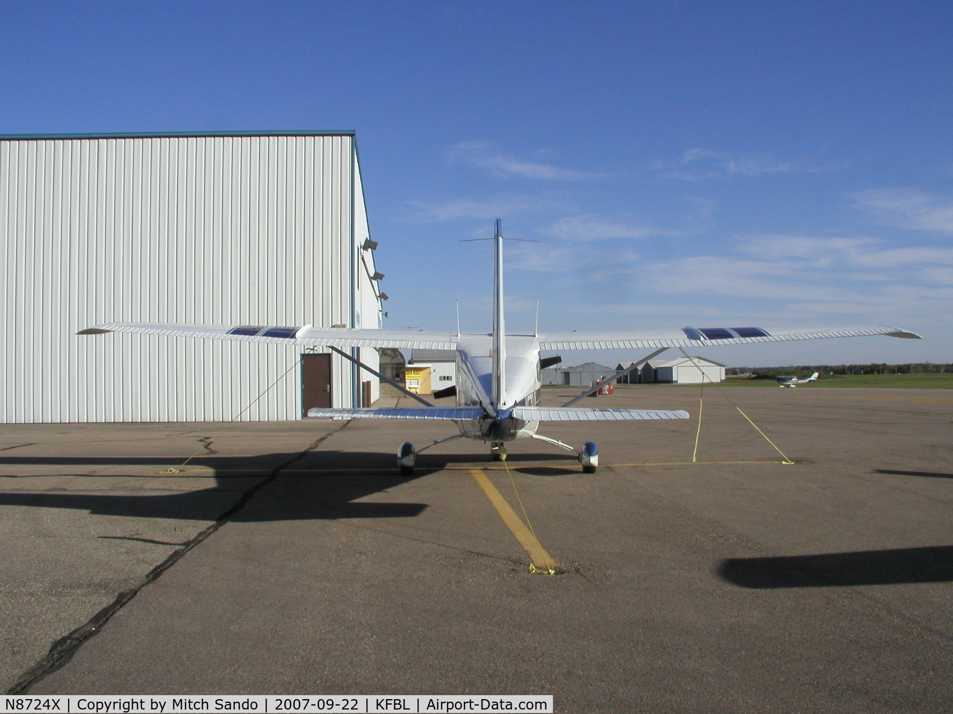 N8724X, 1960 Cessna 182D Skylane C/N 18253124, Tied down at Faribault.