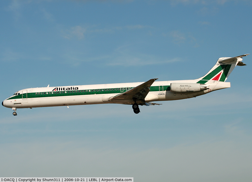 I-DACQ, 1990 McDonnell Douglas MD-82 (DC-9-82) C/N 49974/1774, Landing rwy 25L