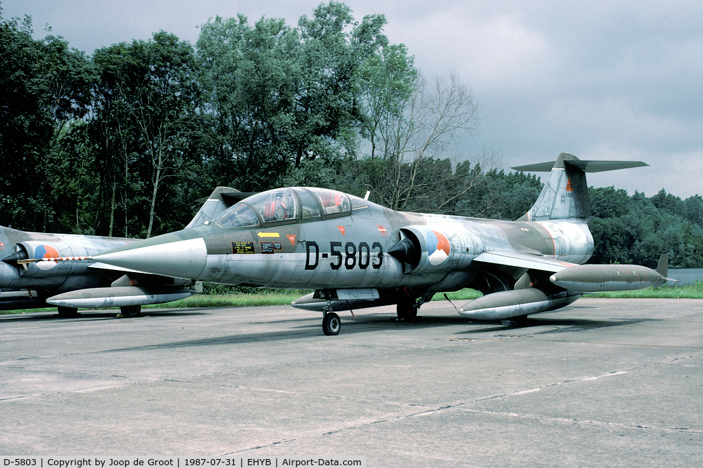 D-5803, Lockheed TF-104G Starfighter C/N 583E-5803, Stored for a long time: since 1984 at Ypenburg; now at Soesterberg.