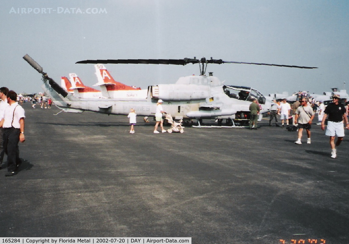 165284, Bell AH-1W Super Cobra C/N 26332, AH-1W