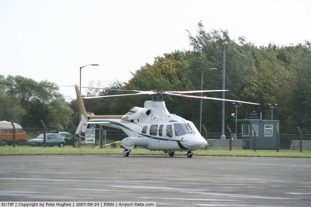 EI-TIP, 2000 Bell 430 C/N 49074, EI-TIP Bell 430 at Shannon