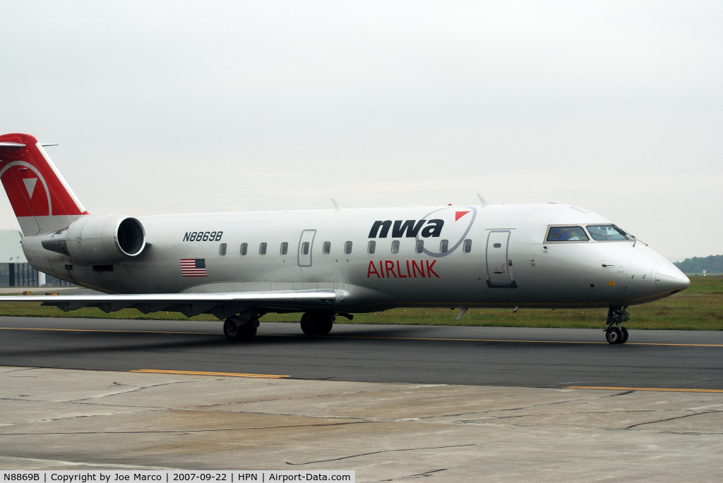 N8869B, 2003 Canadair CRJ-440 (CL-600-2B19) Regional Jet C/N 7869, White Plains
