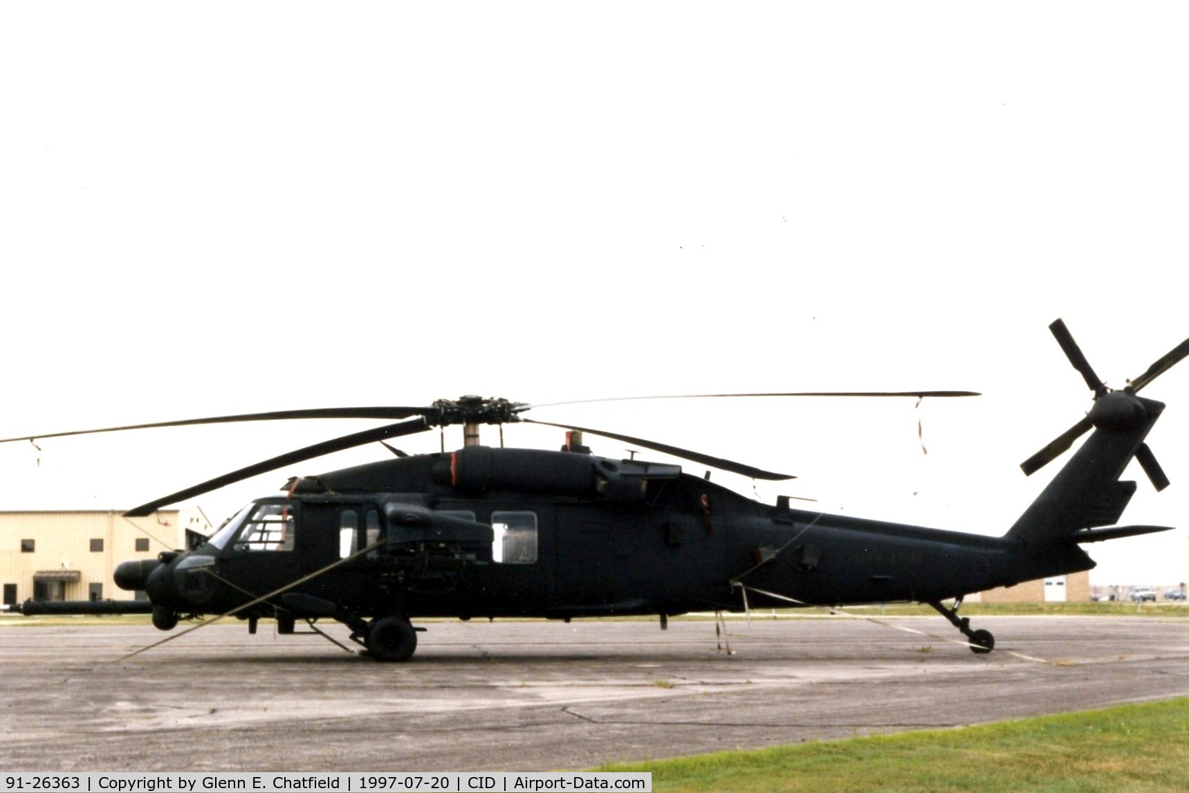 91-26363, 1993 Sikorsky MH-60L Black Hawk C/N Not found 91-26363, Black Hawk on the ramp