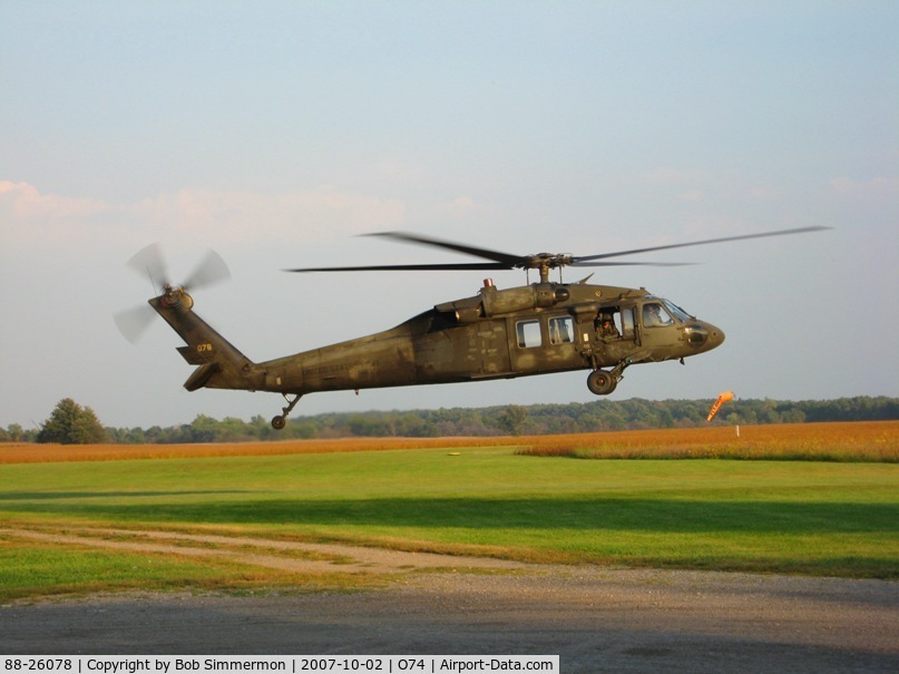 88-26078, 1988 Sikorsky UH-60A Black Hawk C/N 70-1311, Ohio National Guard UH-60 Blackhawk landing at Mount Victory, OH