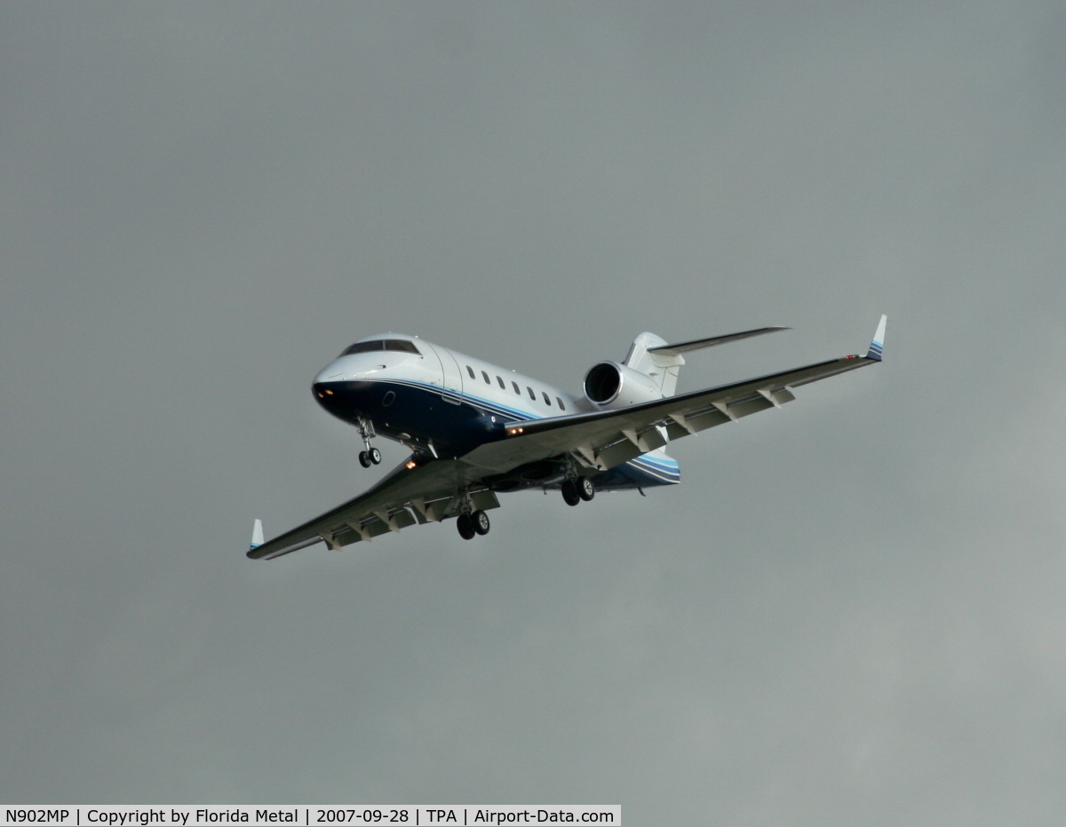 N902MP, 2003 Bombardier Challenger 604 (CL-600-2B16) C/N 5559, CL600