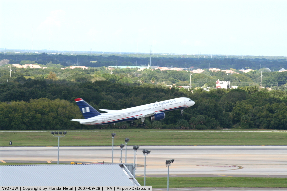 N927UW, 1993 Boeing 757-2B7 C/N 27123, US