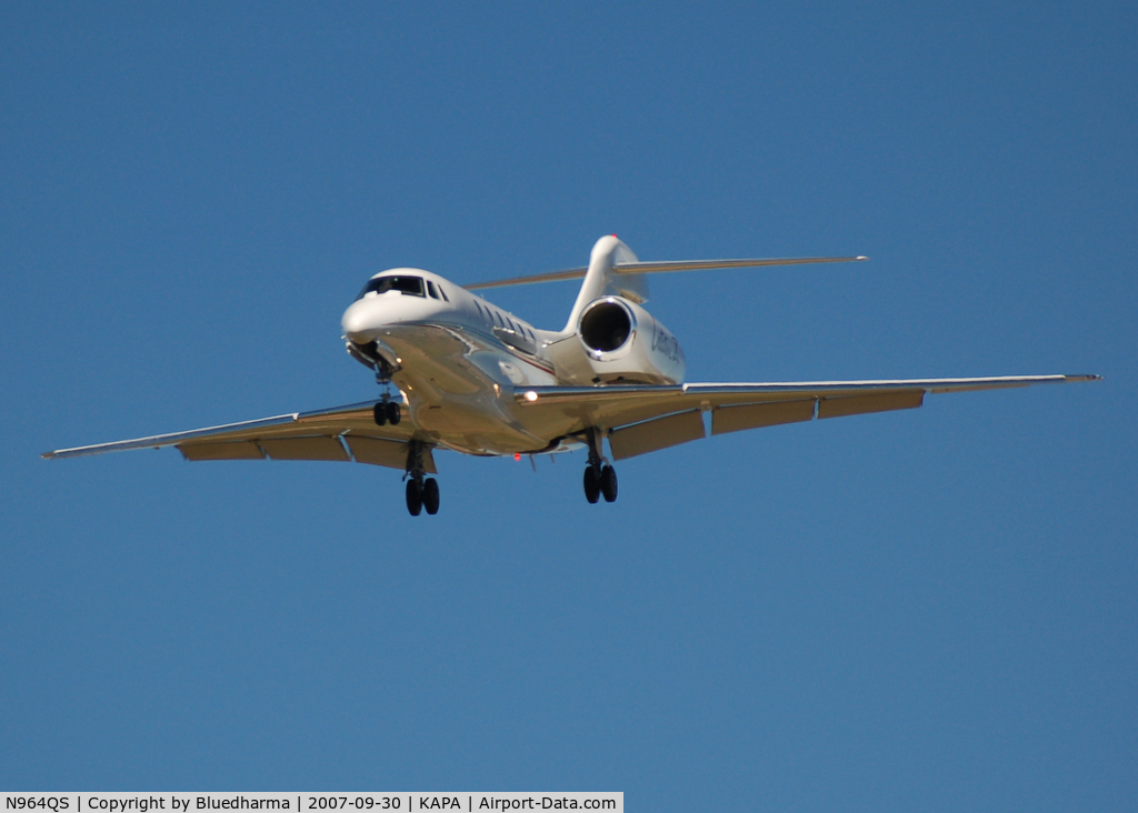 N964QS, 2001 Cessna 750 Citation X C/N 750-0164, Approach to 17L