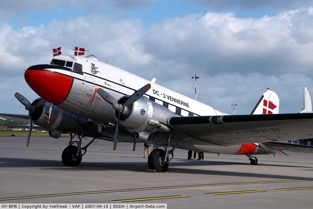 OY-BPB, 1943 Douglas C-47A-85-DL (DC-3A) Skytrain C/N 20019, DC3