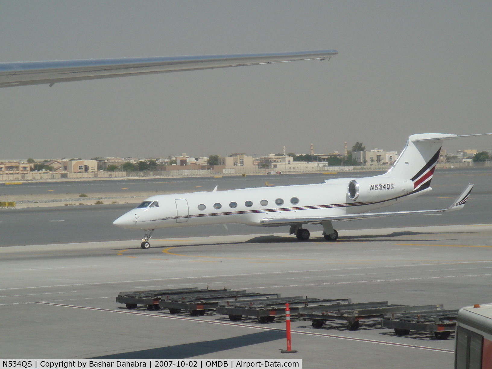 N534QS, 2006 Gulfstream Aerospace GV-SP (G550) C/N 5103, Taxiing for take off from Dubai Private Jet Pavilion