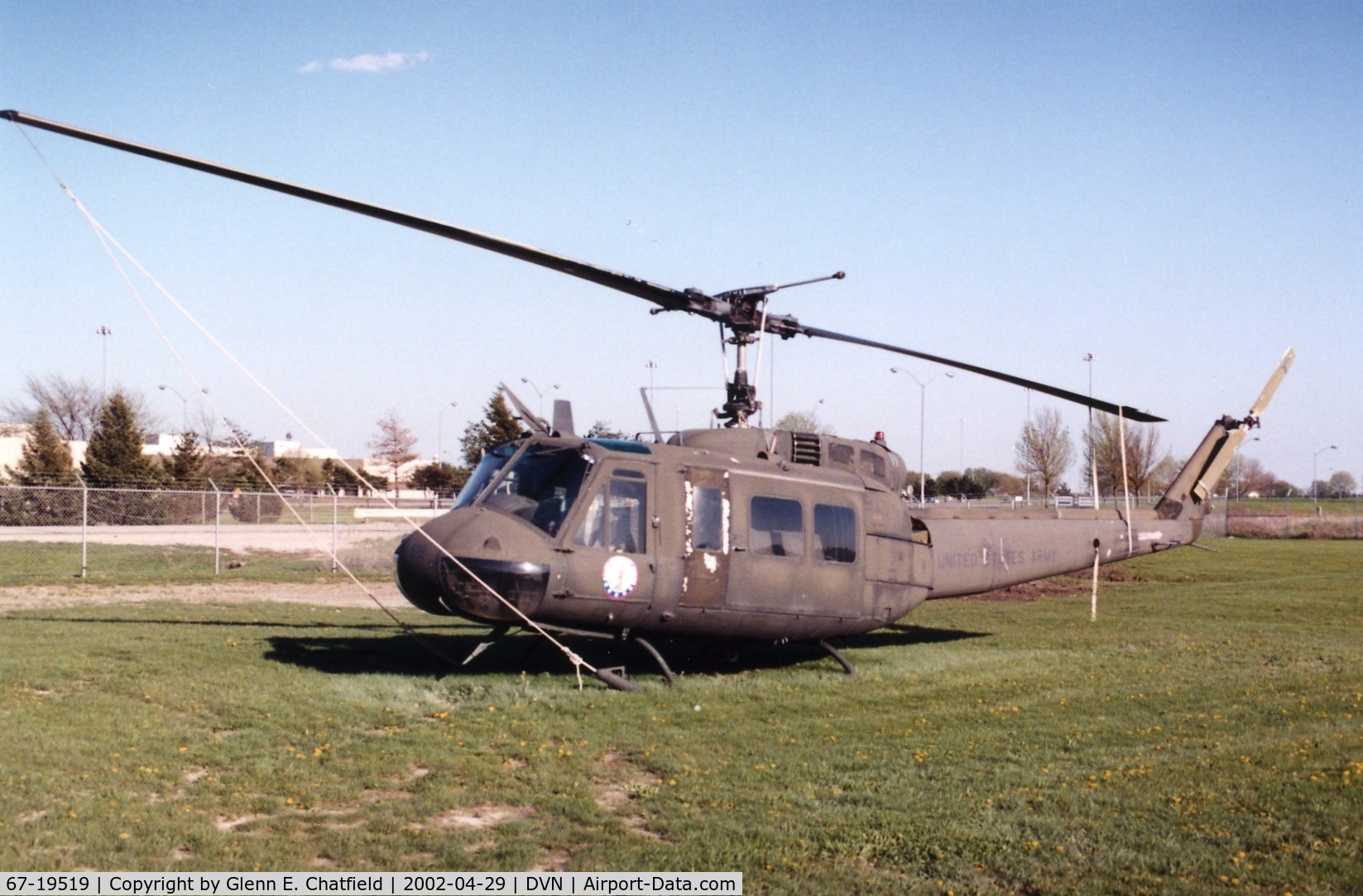 67-19519, 1967 Bell UH-1H Iroquois C/N 10125, UH-1H derelict at the Army National Guard