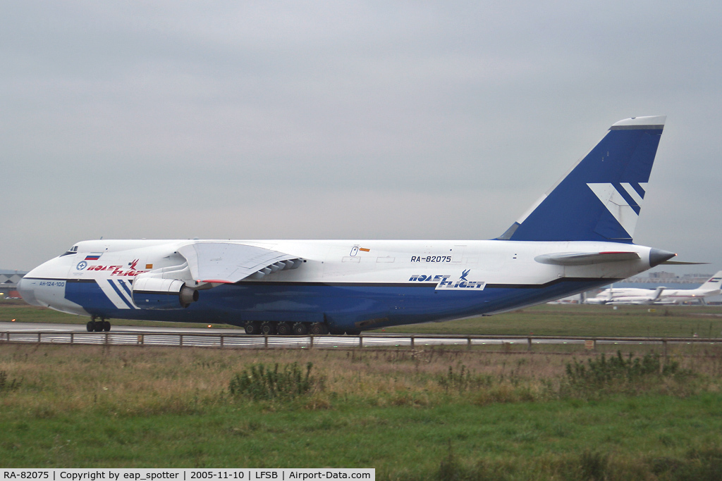 RA-82075, 1994 Antonov An-124-100 Ruslan C/N 9773053459147, departing to Japan with a load of 120 tons 