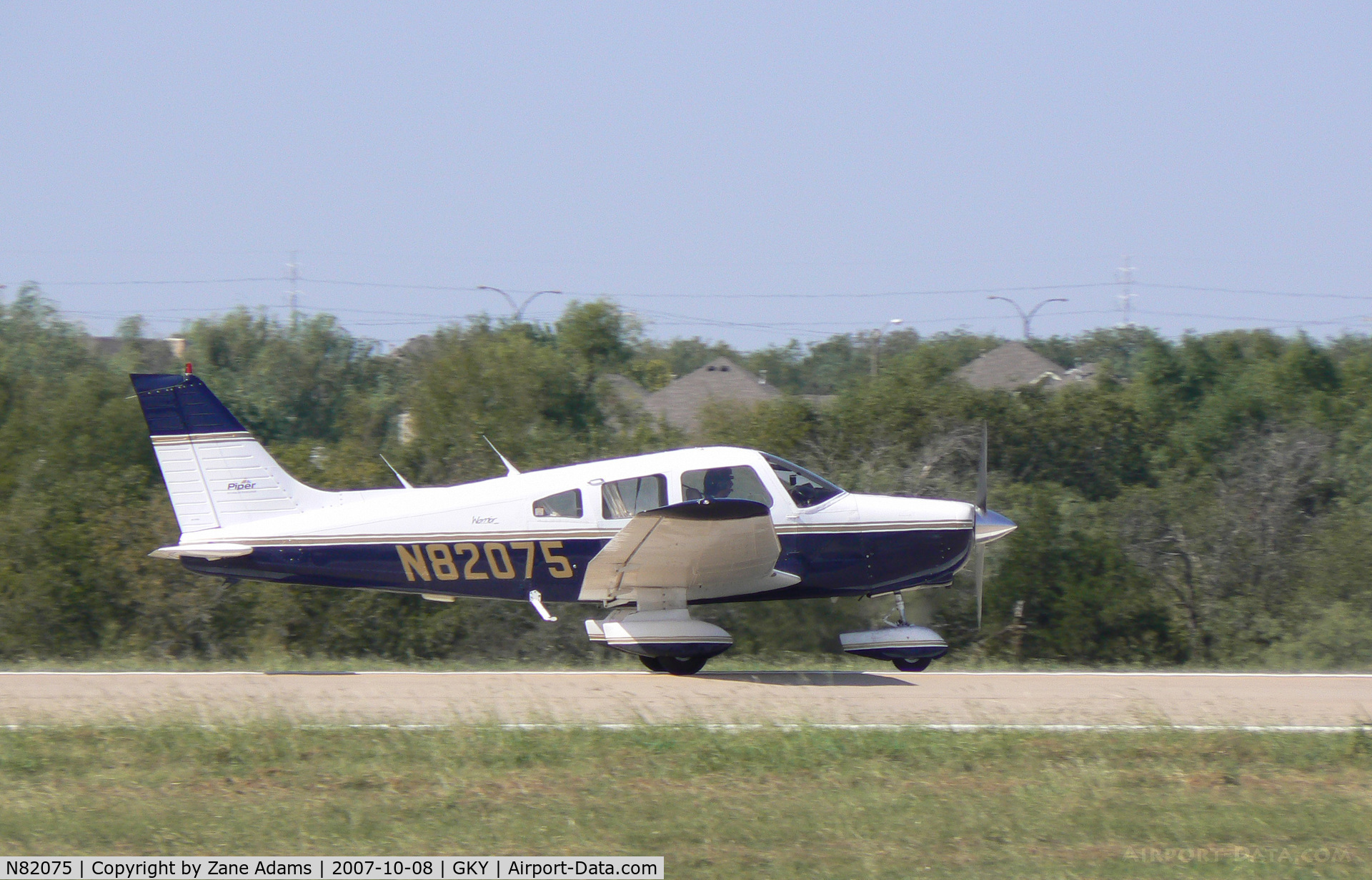 N82075, 1982 Piper PA-28-161 C/N 28-8216158, Flight Training