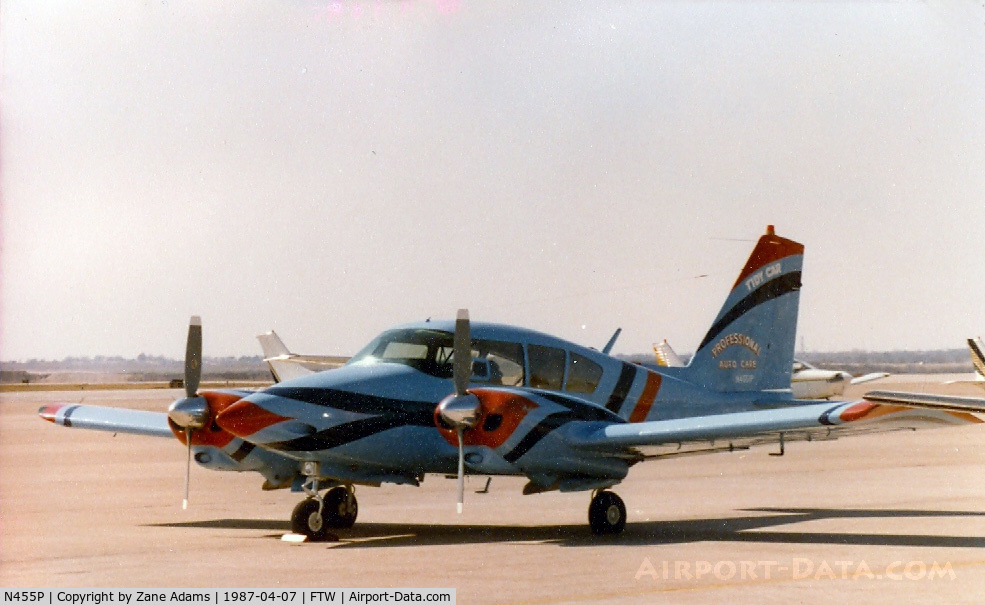 N455P, 1999 Raytheon Aircraft Company A36 Bonanza C/N E3276, Piper Aztec - Tidy Car paint