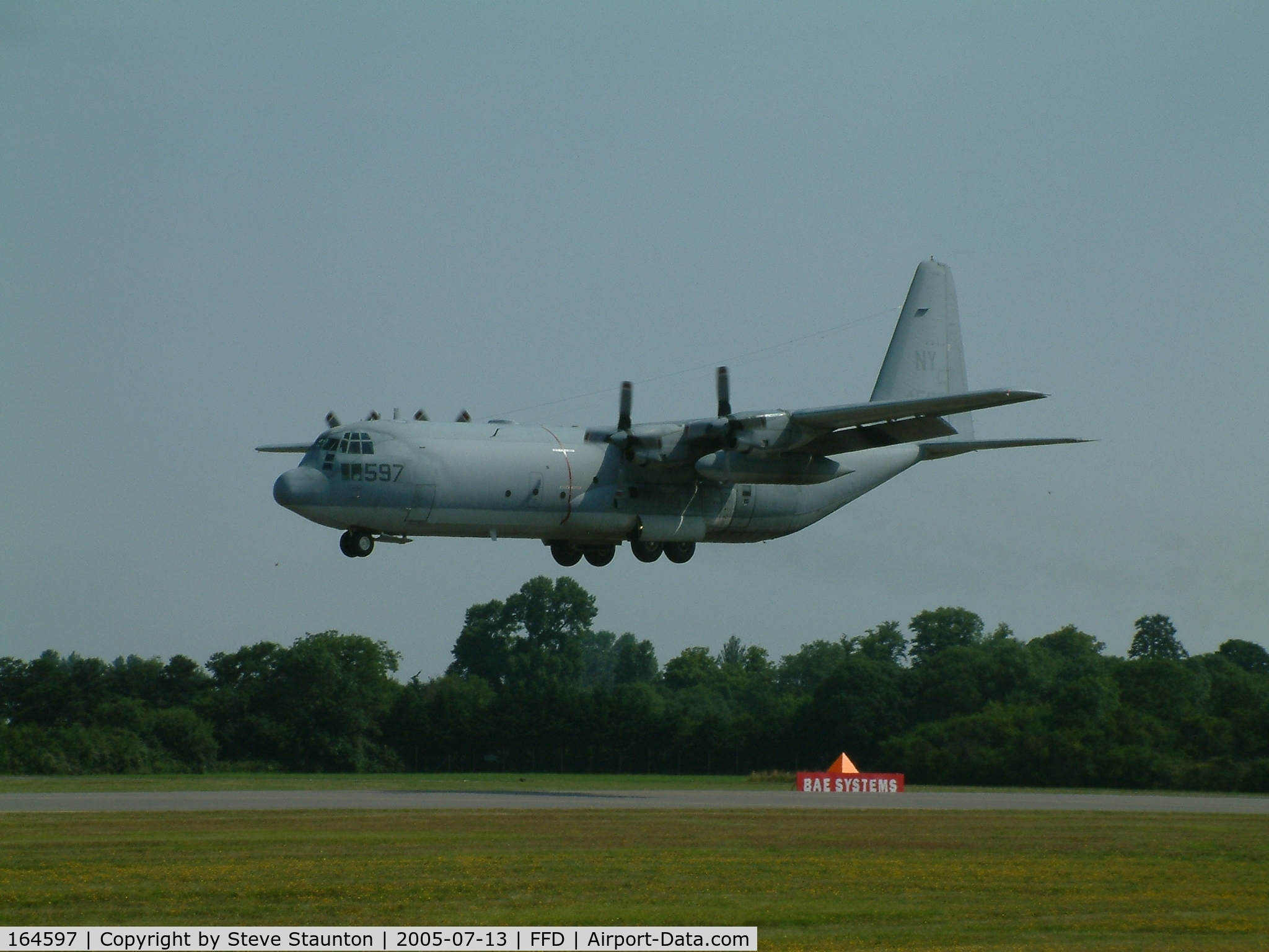 164597, Lockheed KC-130T-30 Hercules C/N 382-5260, Royal International Air Tattoo 2005