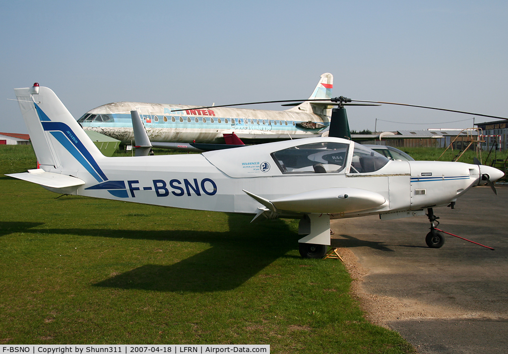 F-BSNO, Wassmer WA-421-250 C/N 422, Parked at the Yankee Delta area...