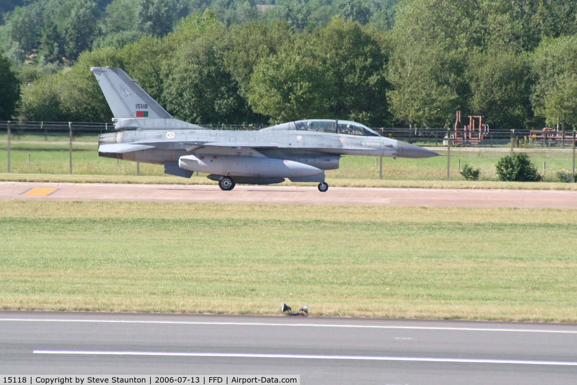 15118, Lockheed F-16B Fighting Falcon C/N AB-01, Royal International Air Tattoo 2006