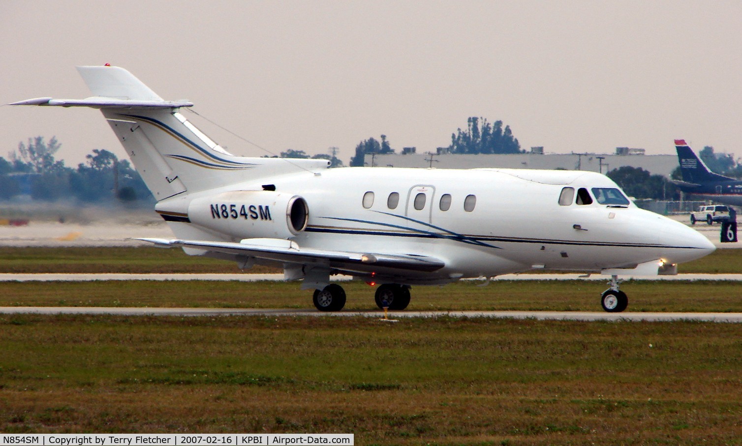 N854SM, 1971 Hawker Siddeley BH.125-400A C/N NA766, part of the Friday afternoon arrivals 'rush' at PBI