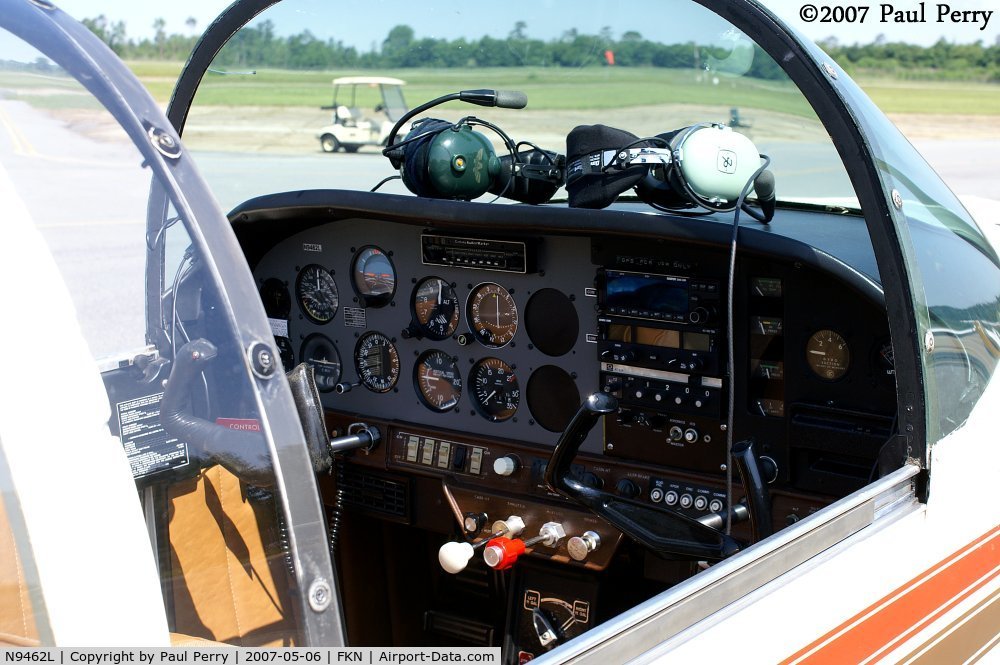 N9462L, 1971 American Aviation AA-1A Trainer C/N AA1A-0262, The office, if you will