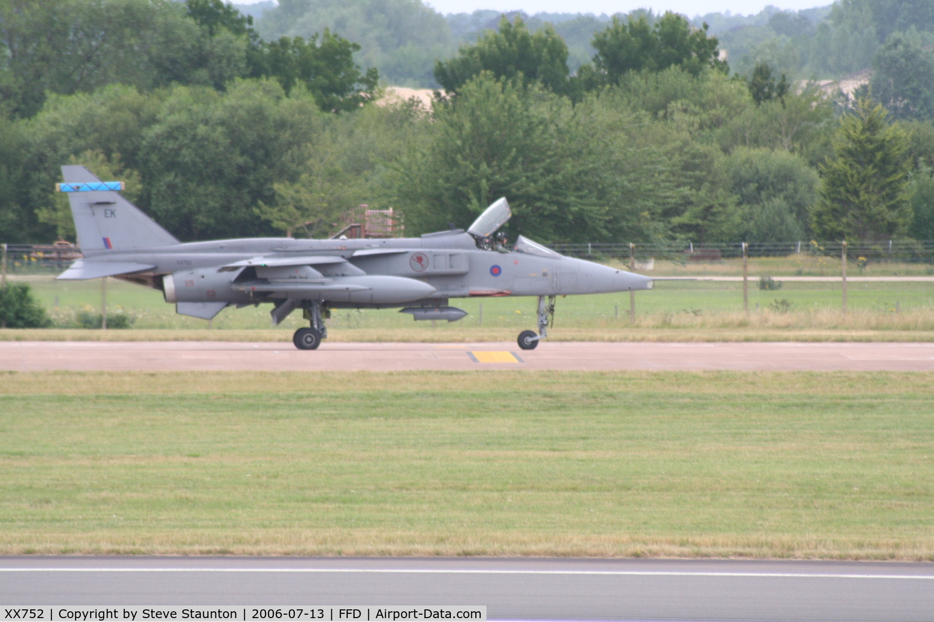 XX752, 1975 Sepecat Jaguar GR.3A C/N S.49, Royal International Air Tattoo 2006