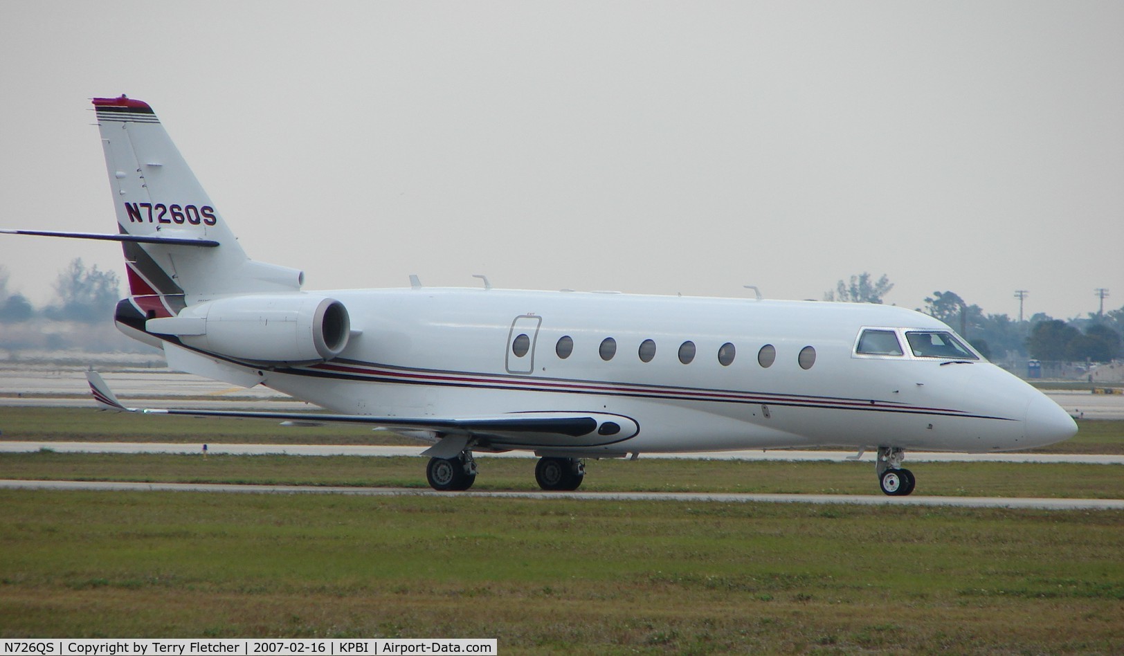 N726QS, 2005 Israel Aircraft Industries Gulfstream 200 C/N 108, part of the Friday afternoon arrivals 'rush' at PBI