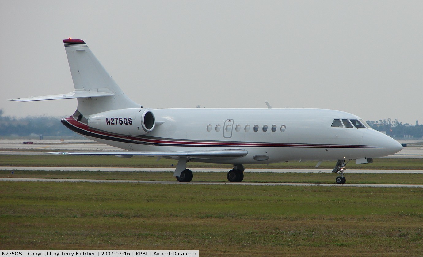 N275QS, 1998 Dassault Falcon 2000 C/N 75, part of the Friday afternoon arrivals 'rush' at PBI