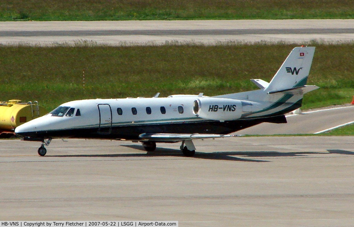 HB-VNS, 2001 Cessna 560XL Citation Excel C/N 560-5209, at Geneva on the day of EBACE2007 exhibition