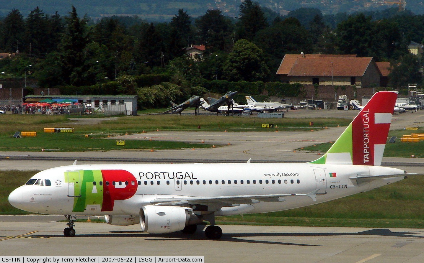 CS-TTN, 1999 Airbus A319-111 C/N 1120, TAP A319 at Geneva on the day of EBACE2007 exhibition