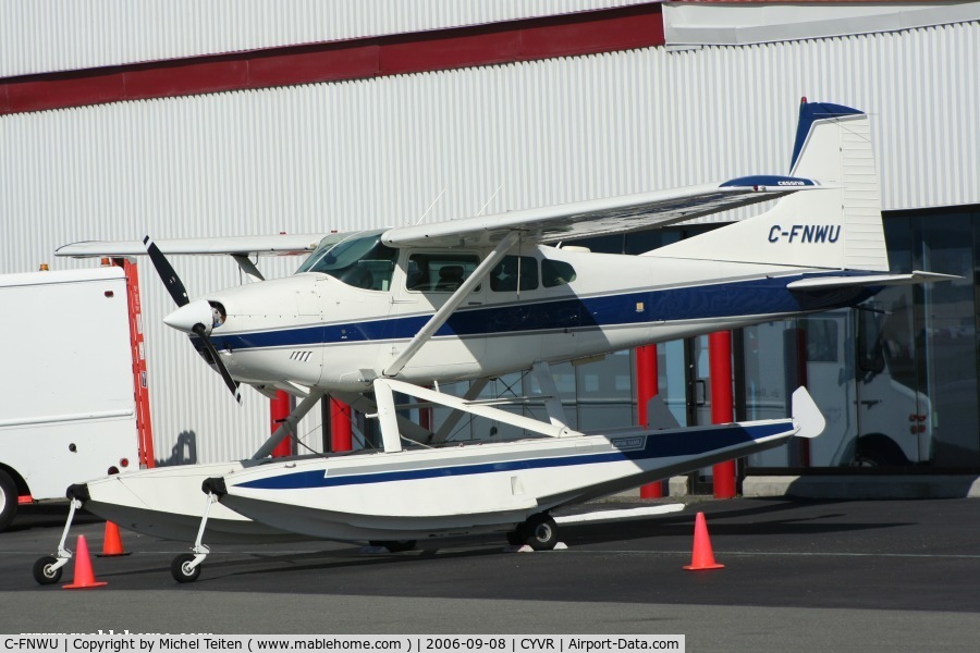 C-FNWU, Cessna A185F Skywagon 185 C/N 18502682, At YVR South Terminal