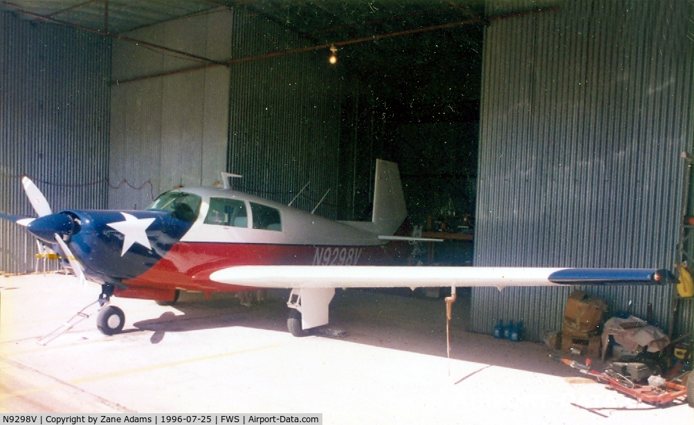 N9298V, 1969 Mooney M20E C/N 690067, At the old Oak Grove airport ( Now Spinks Ft. Worth)
