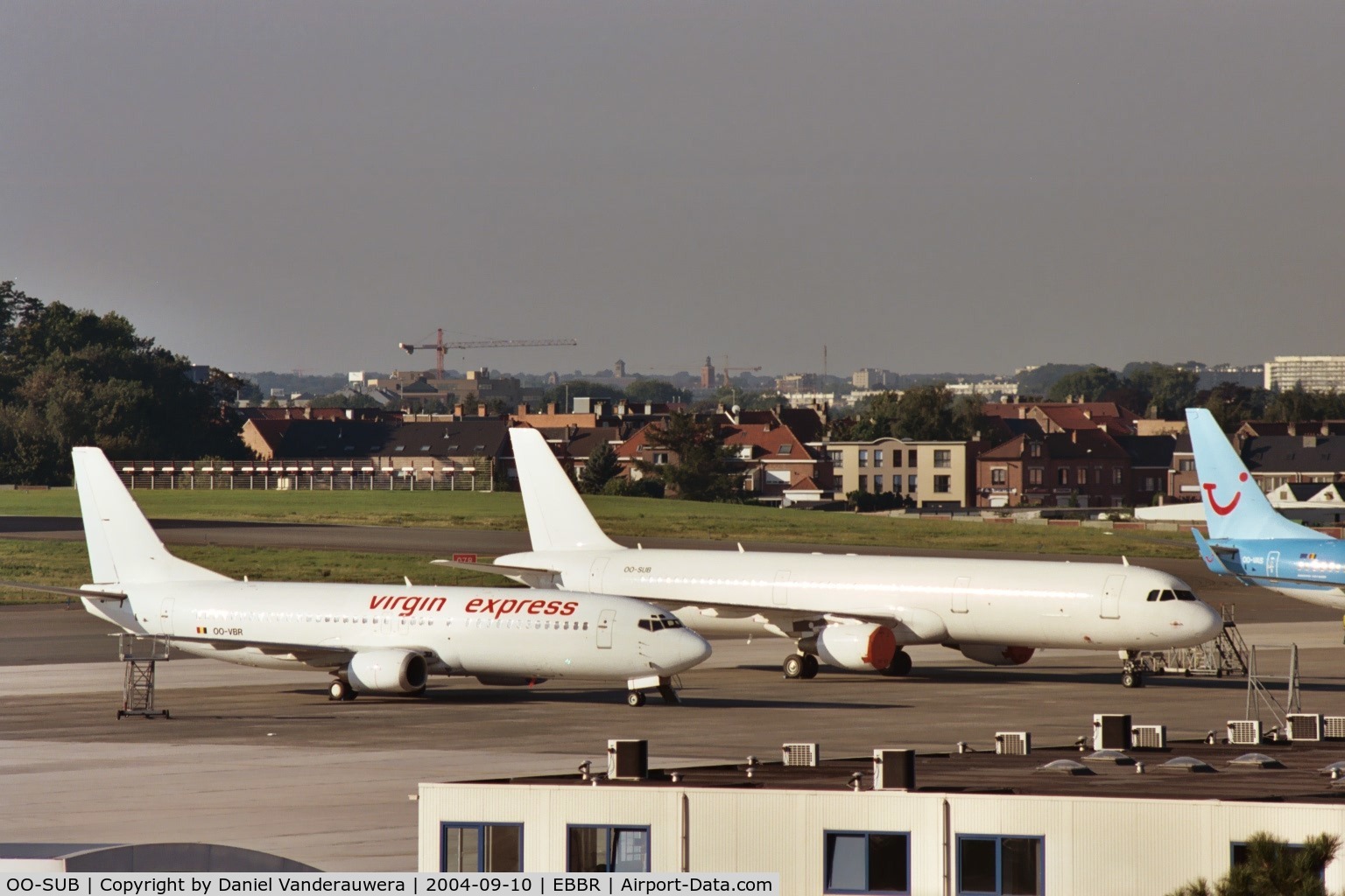 OO-SUB, 1999 Airbus A321-211 C/N 995, parked on Sabena Technics apron