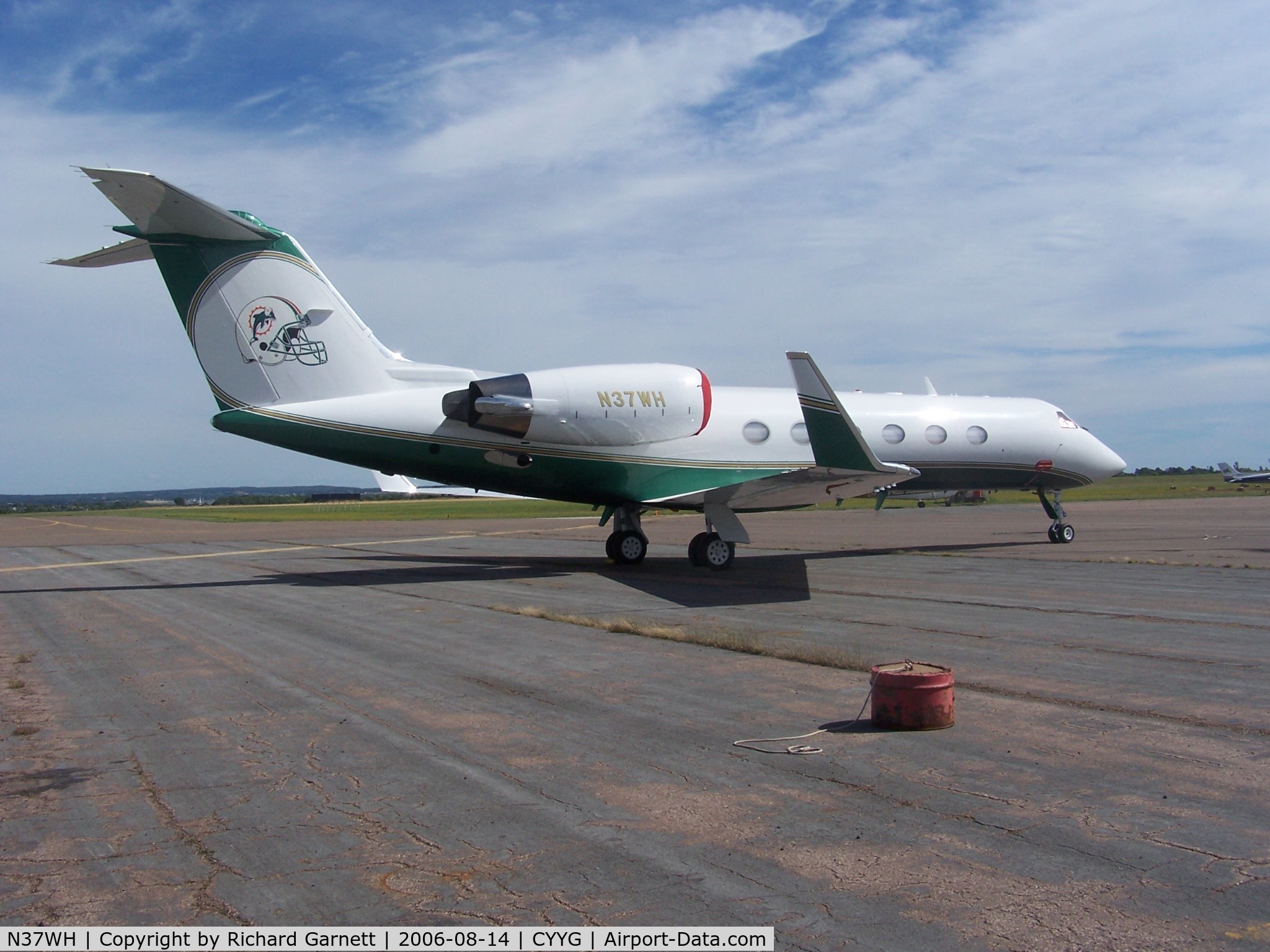 N37WH, 1994 Gulfstream Aerospace G-IV C/N 1243, Miami Dolphins Owner