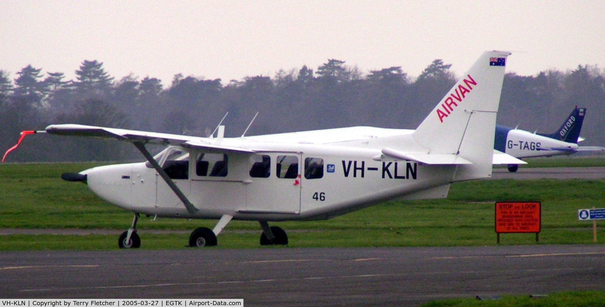 VH-KLN, 2004 Gippsland GA-8 Airvan C/N GA8-04-046, Far from home at Oxford Kidlington (UK)