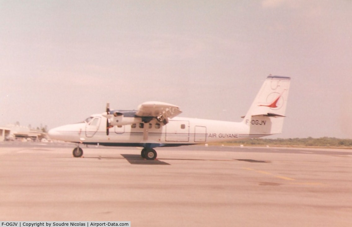 F-OGJV, 1974 De Havilland Canada DHC-6-300 Twin Otter C/N 422, DHC-6 Air Guyane SA