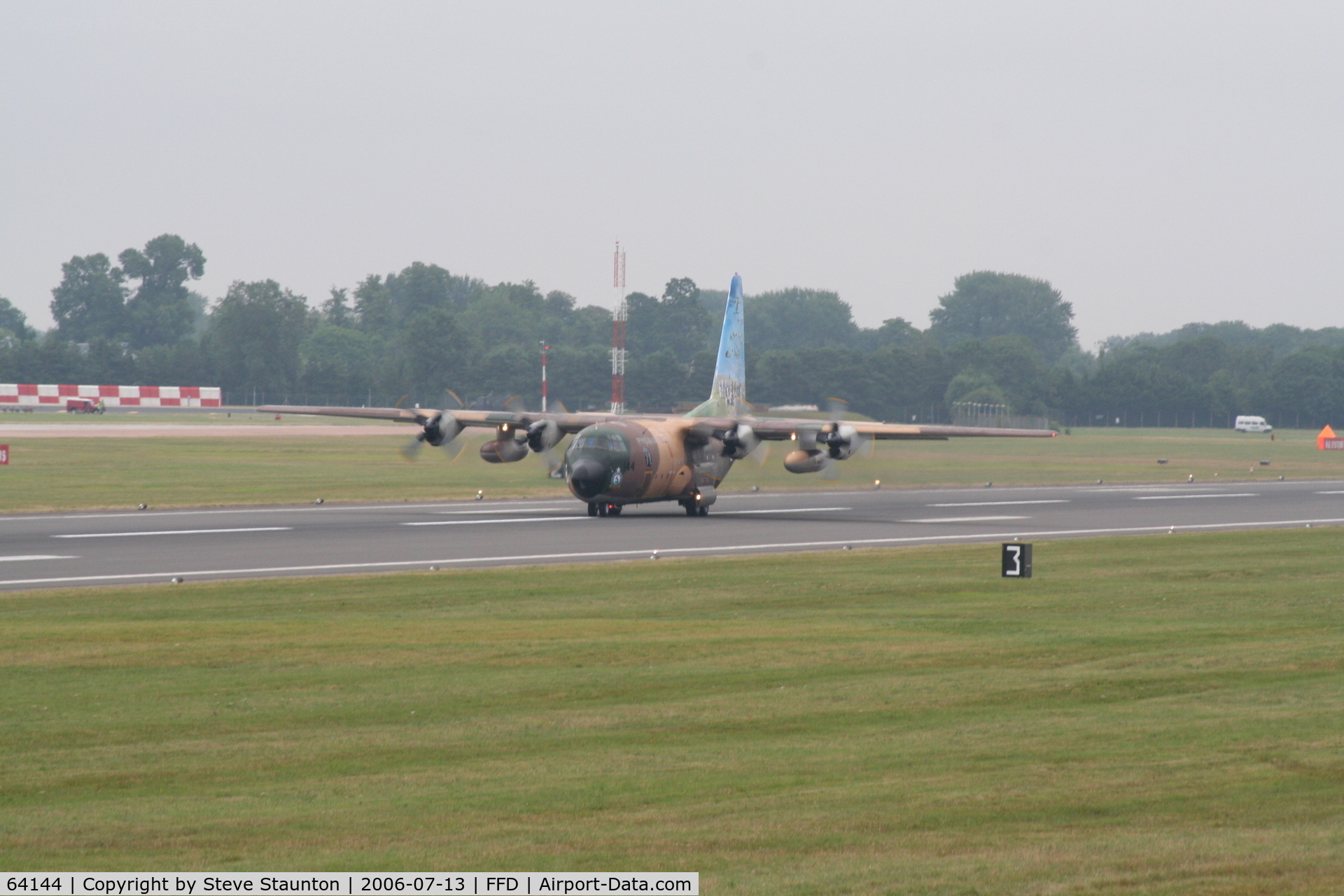 64144, Lockheed L-100-20 Hercules C/N 382-4144, Royal International Air Tattoo 2006