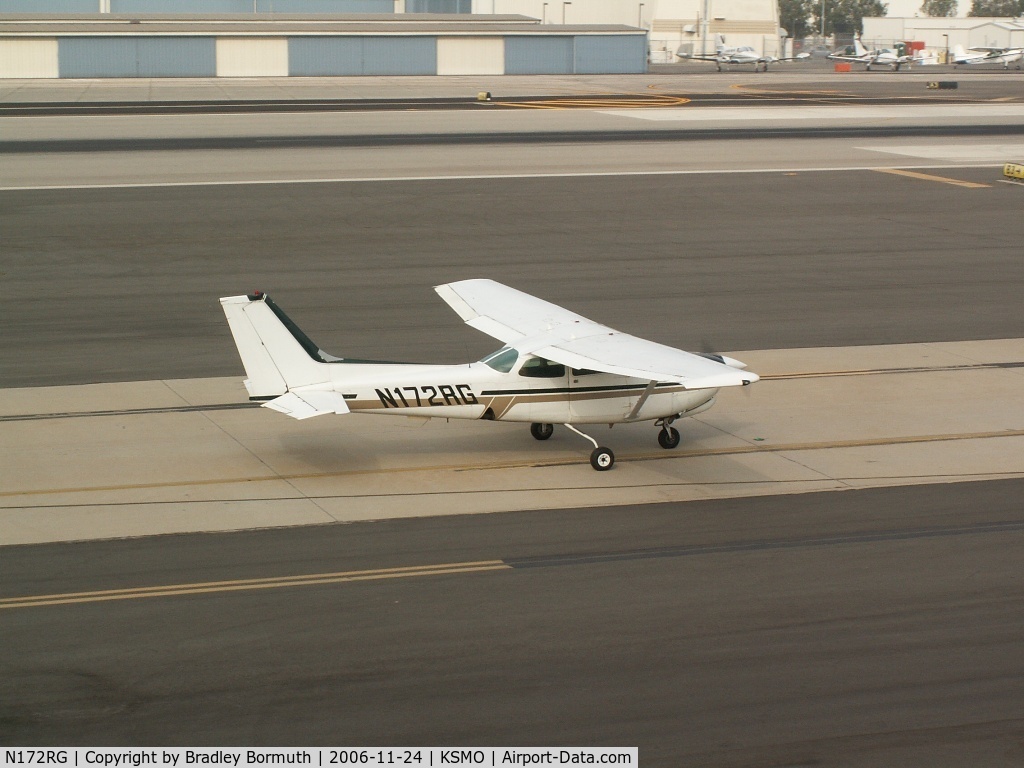 N172RG, 1979 Cessna 172RG Cutlass RG C/N 172RG0083, Taken on a trip to the LA area