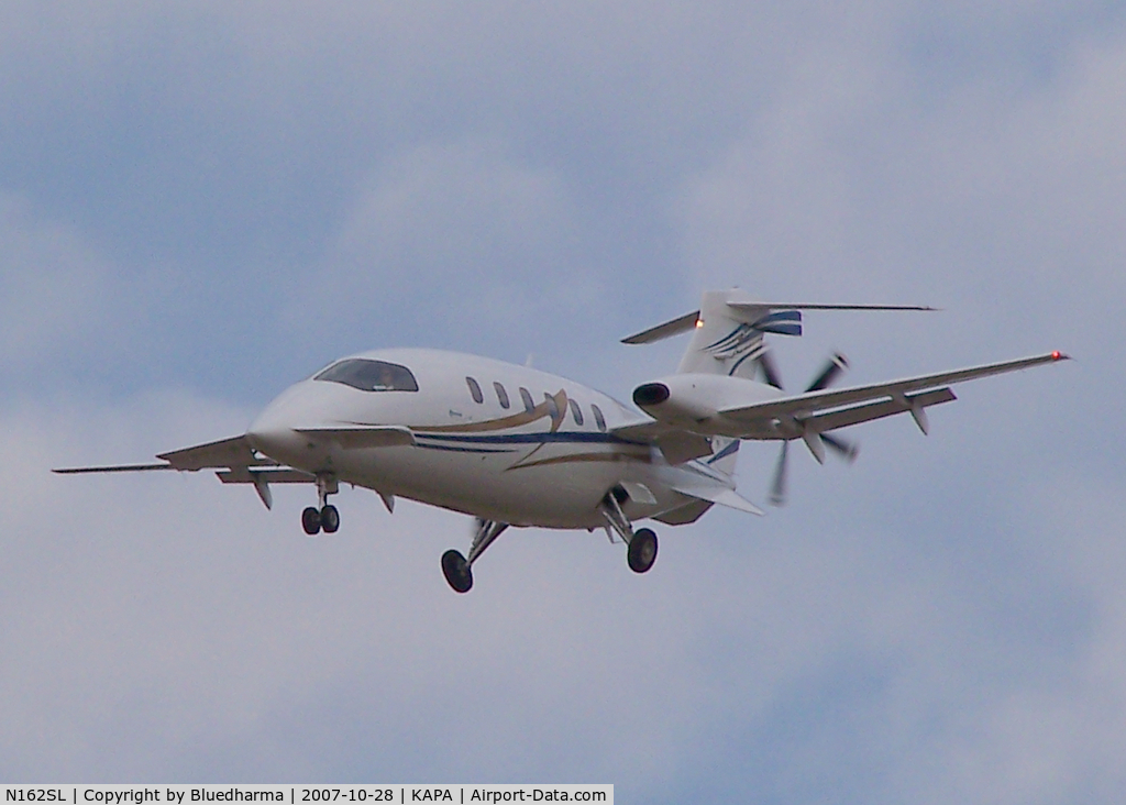 N162SL, 2007 Piaggio P-180 C/N 1130, Approach to 17L