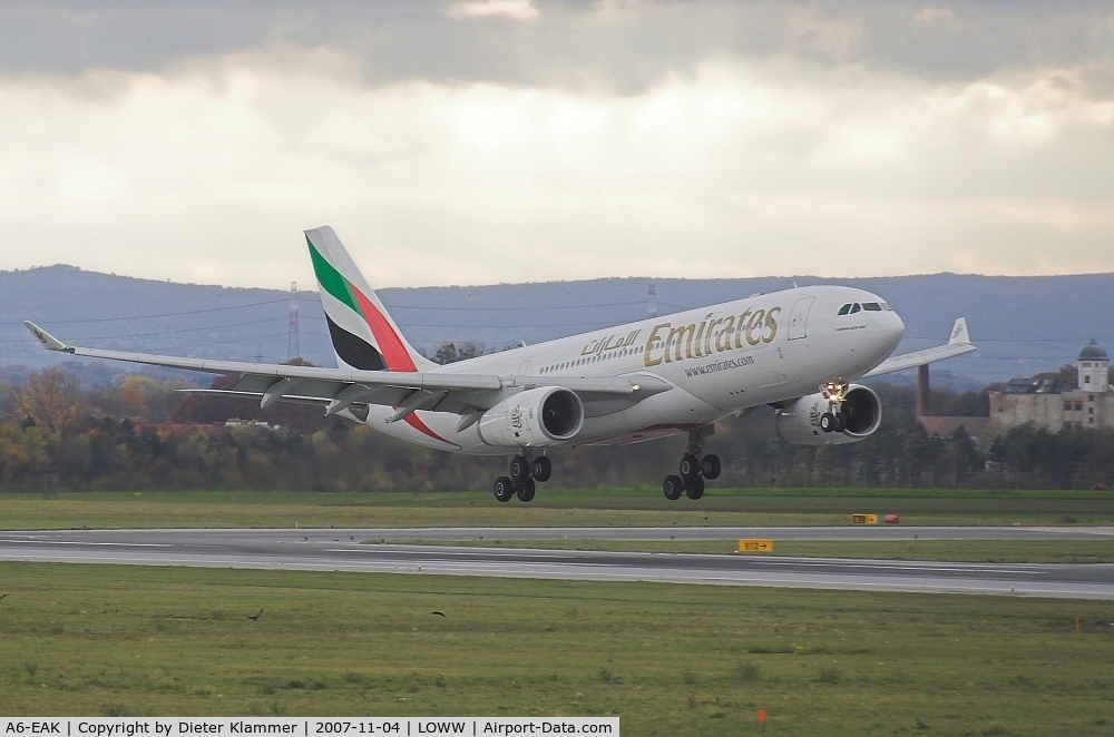 A6-EAK, 2002 Airbus A330-243 C/N 452, Emirates  A330