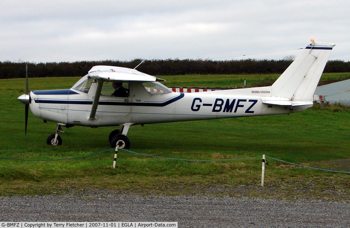 G-BMFZ, 1985 Reims F152 C/N 1953, Cessna F152